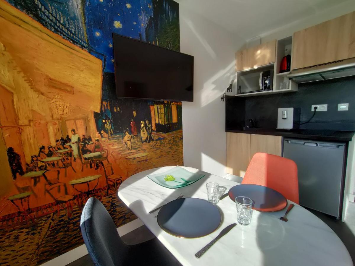 M - Lavaloc Apartment *