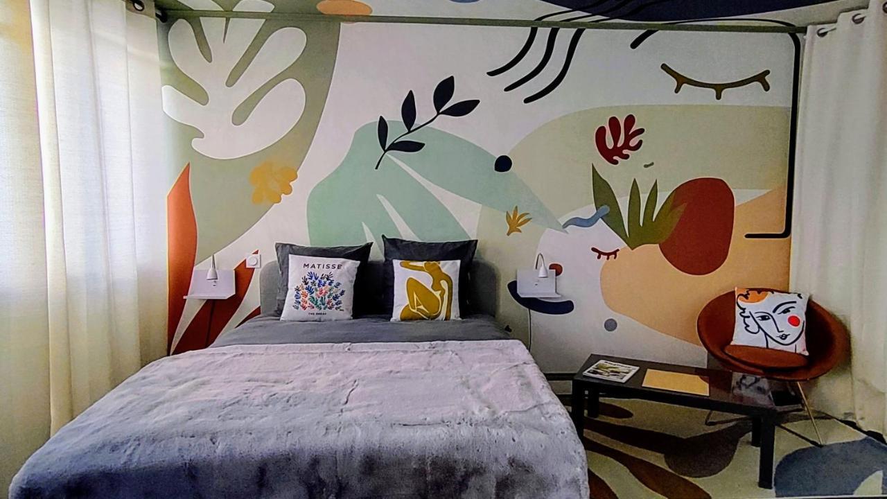 M - Lavaloc Apartment